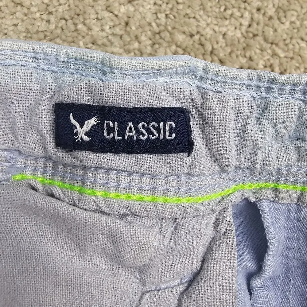 American Eagle Mens 28 Light Blue Seersucker Cargo Shorts Y2K Utility